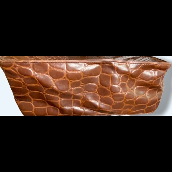 Ralph Lauren Signature Safari Croc Embossed Tote - Picture 5 of 14